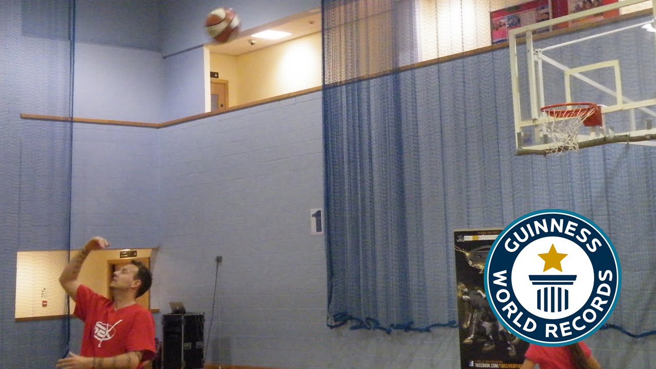 SPOTLIGHT - Three basketball records including longest hook shot!