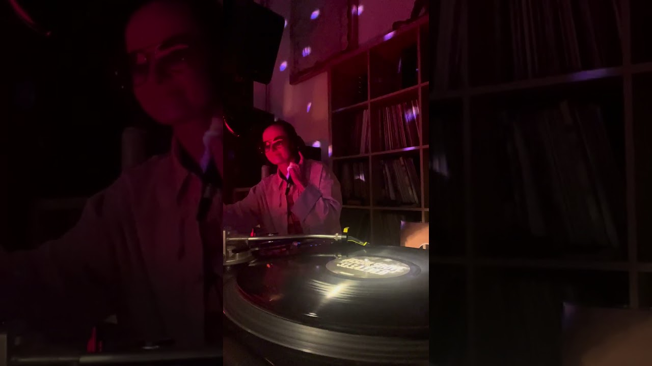 Matuss @Culture Cafe  #djset #turntables #rotarymixer #vinylonly #thailand #bangkok