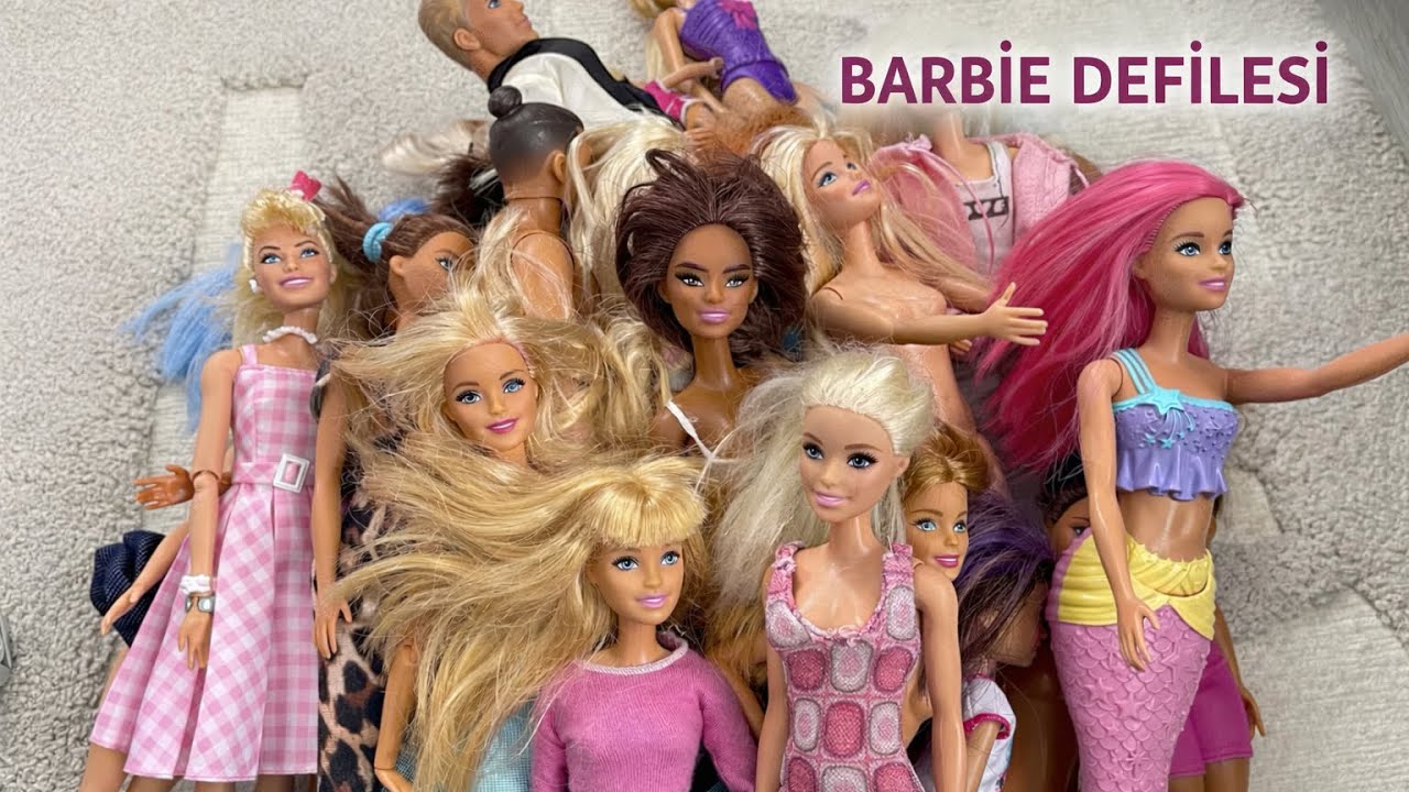 BARBİE DEFİLESİ  ARKADAŞLAR BÜTÜN BARBİELERİ SİZİN İÇİN ÇIKARTTIM #keşfet #barbie @Barbie #video 