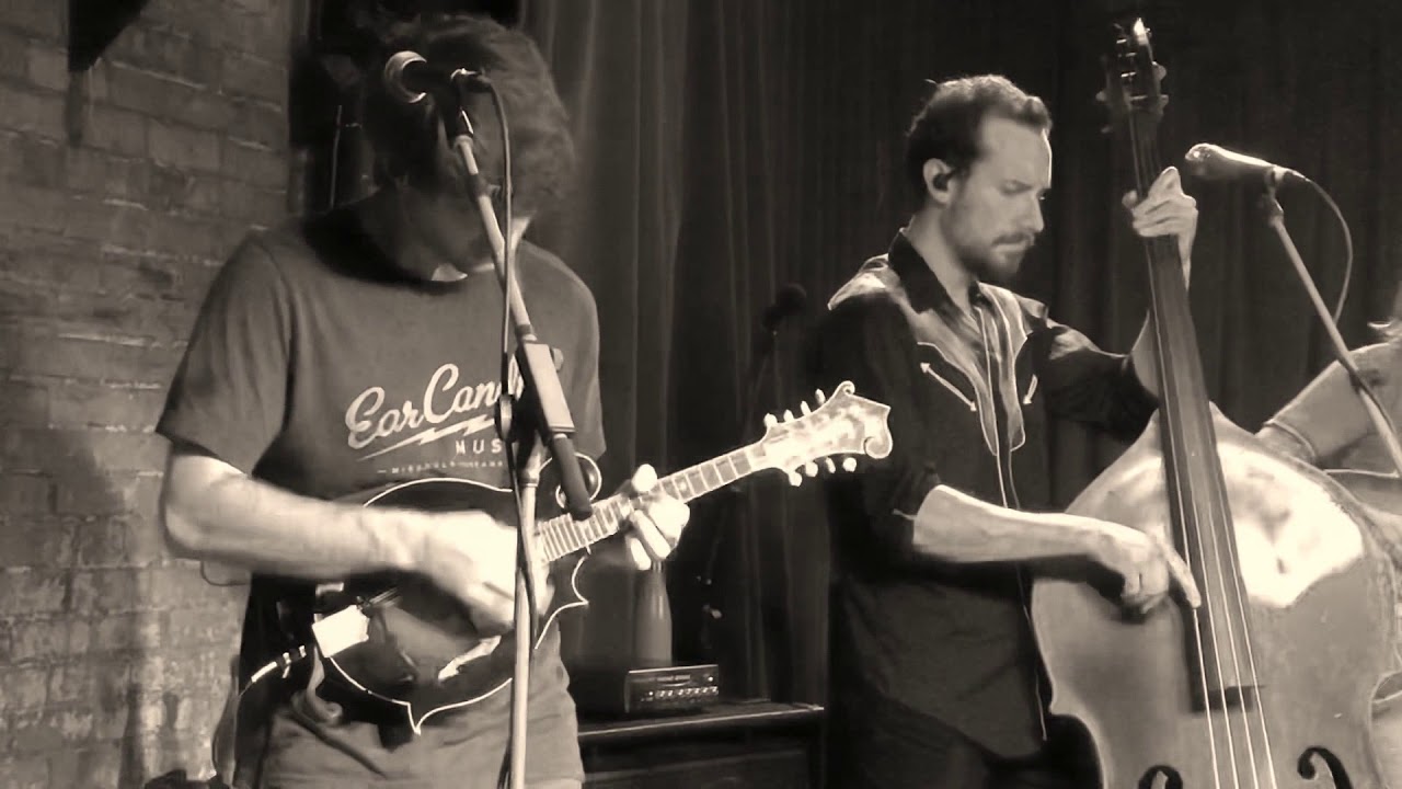 Jarrod Walker mandolin solo “Meet Me at The Creek”