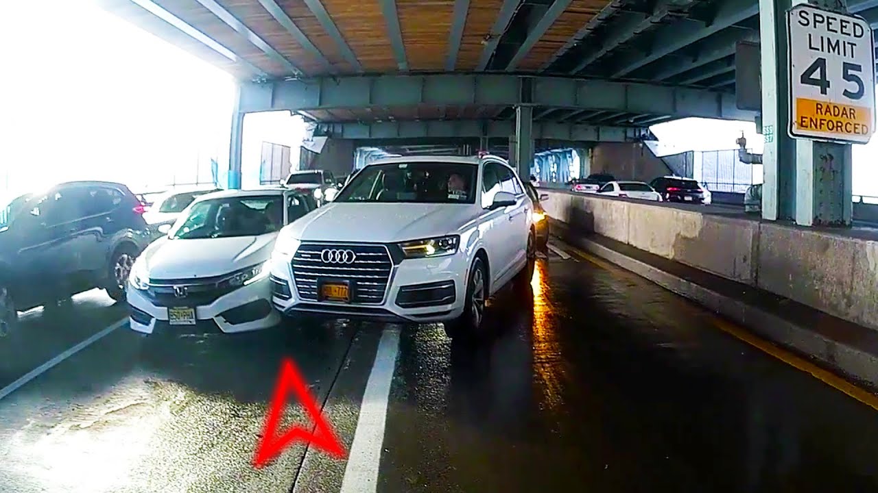 Idiots In Cars Compilation #060