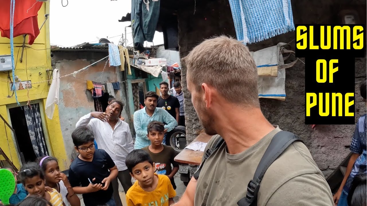 Local Kids Show Me Around The Slums Of Pune🇮🇳