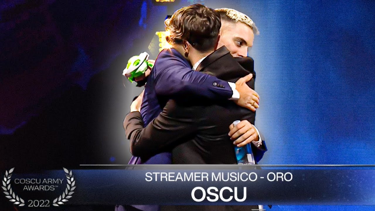 OSCU GANA EL PREMIO AL MÚSICO DEL AÑO Y COSCU LE PIDE DISCULPAS EN LOS COSCU ARMY AWARDS