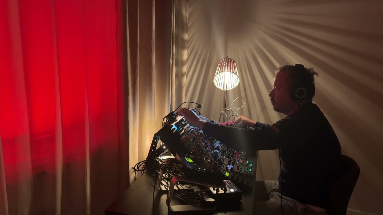 Jamuary Live Hardware Techno Jam Session 4