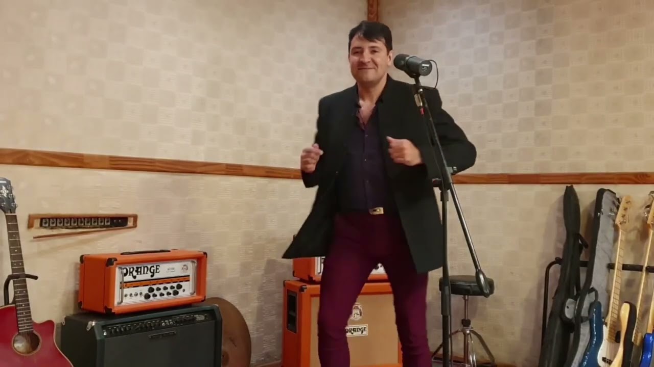 SERGIO AGÜERO "El Kamikaze" - Haciendo Música
