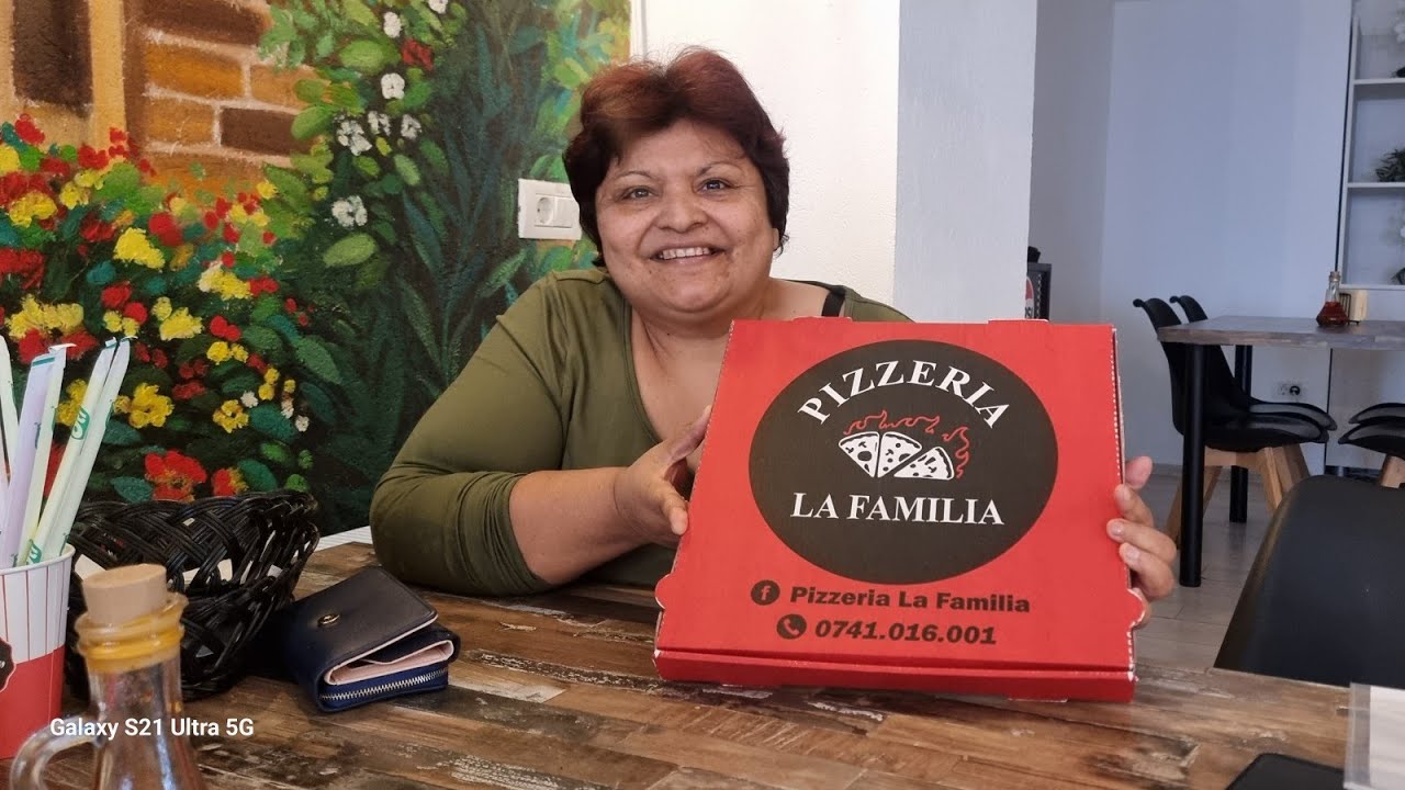 LA Pizzeria La Familia,Arad‼️‼️‼️#viral #food #recipe #bollywood #art #fyp #cooking #video 