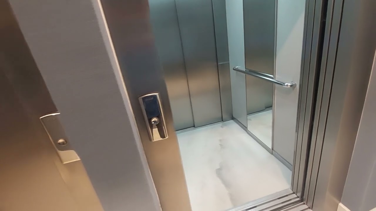 2020 OTIS lifts at María Cristina Hotel in Peñíscola