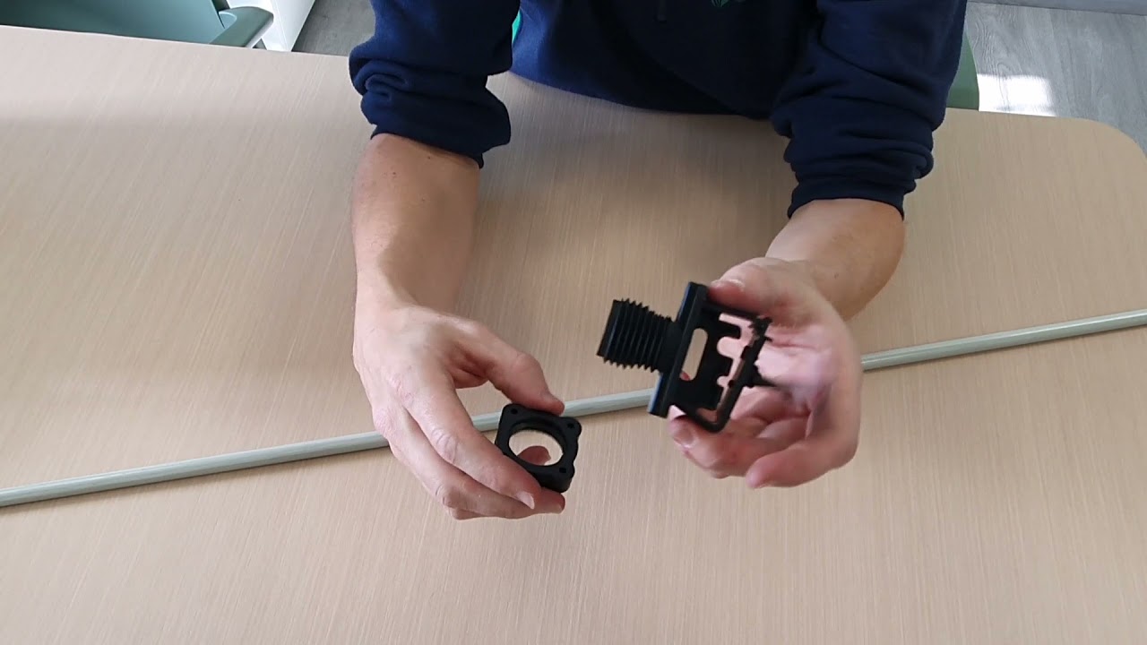 Postes o piquetas de fibra de vidrio para cercados eléctricos