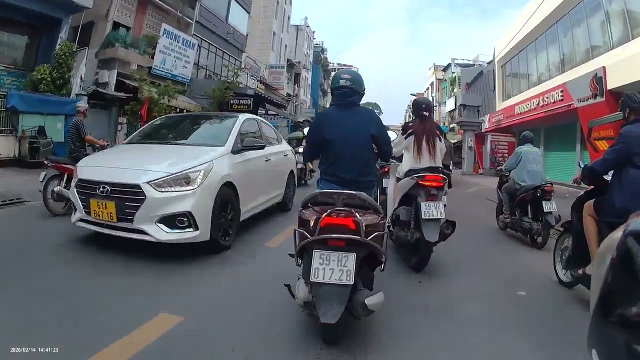 Phần 2 Hai vợ chồng tiếp tục săn lùng hoa ngày 27 tết 14/02/2026