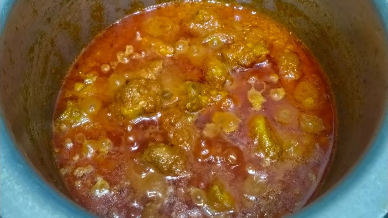 Arab style Chicken tamatar ka salan.