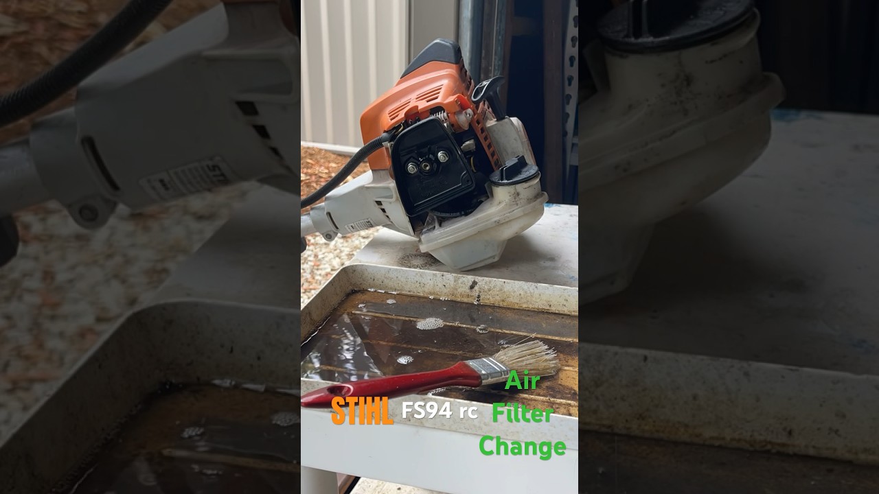Changing the air filter on a Stihl FS94 rc. And cleaning the surrounds. Service your equipment.