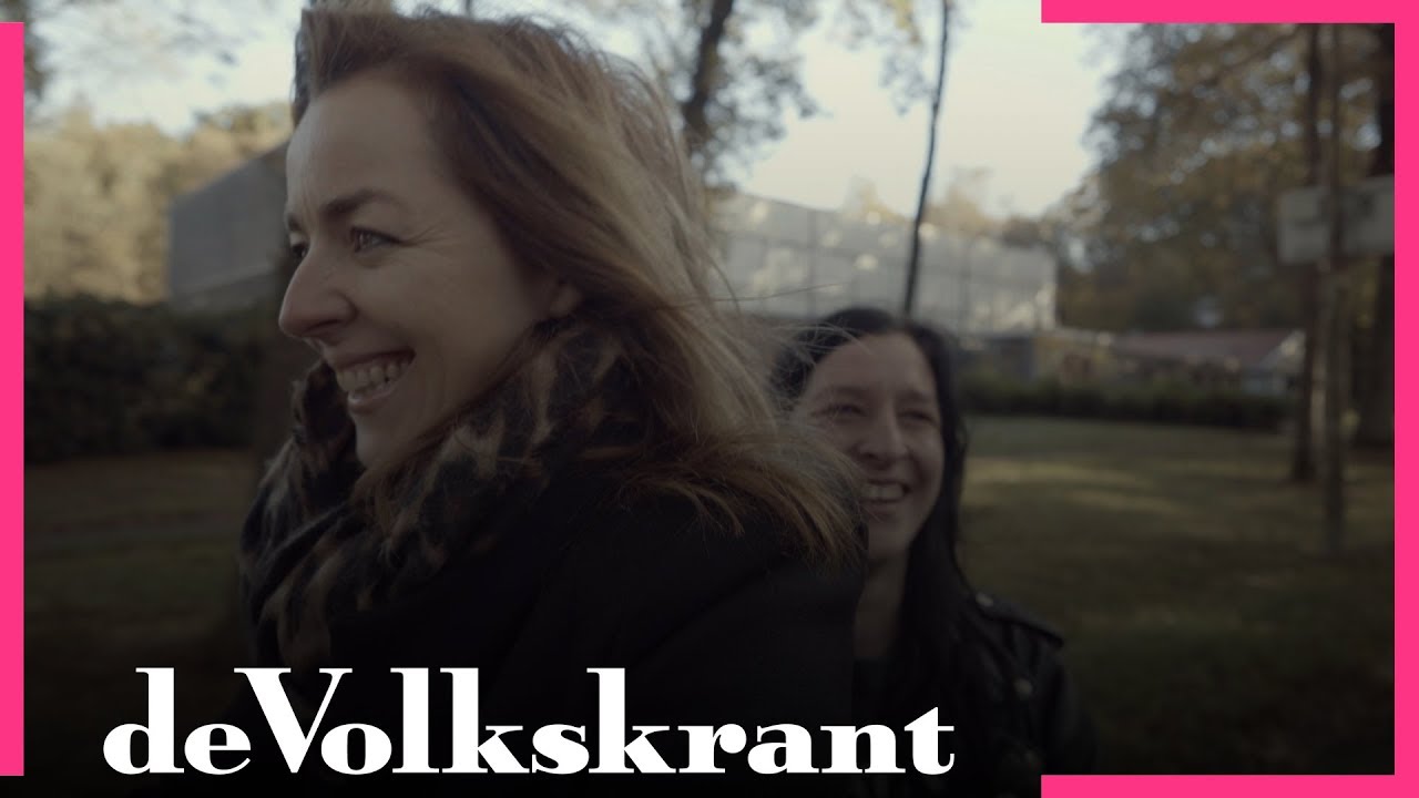 Marianne Thieme gaat met Ryanne van Dorst terug naar haar middelbare school