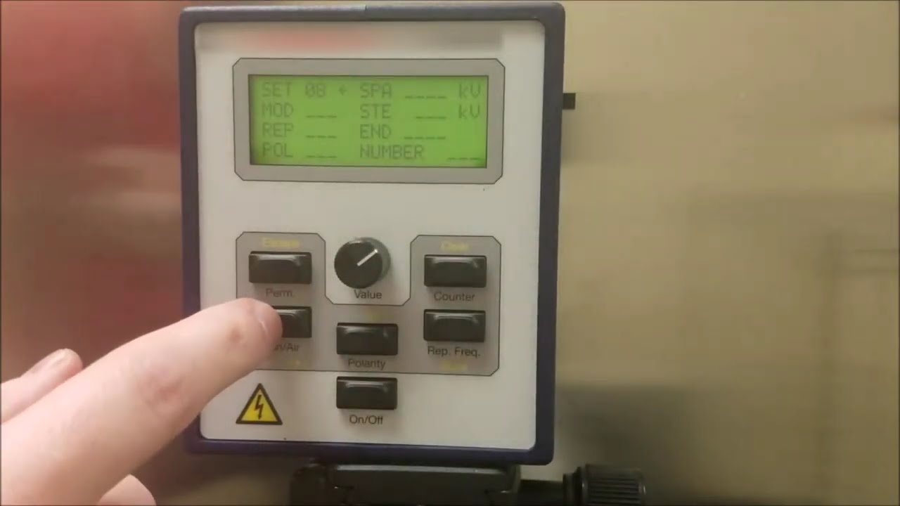 ESD16/ESD30 Handheld Battery Operated ESD Simulator for IEC/EN 61000-4-2