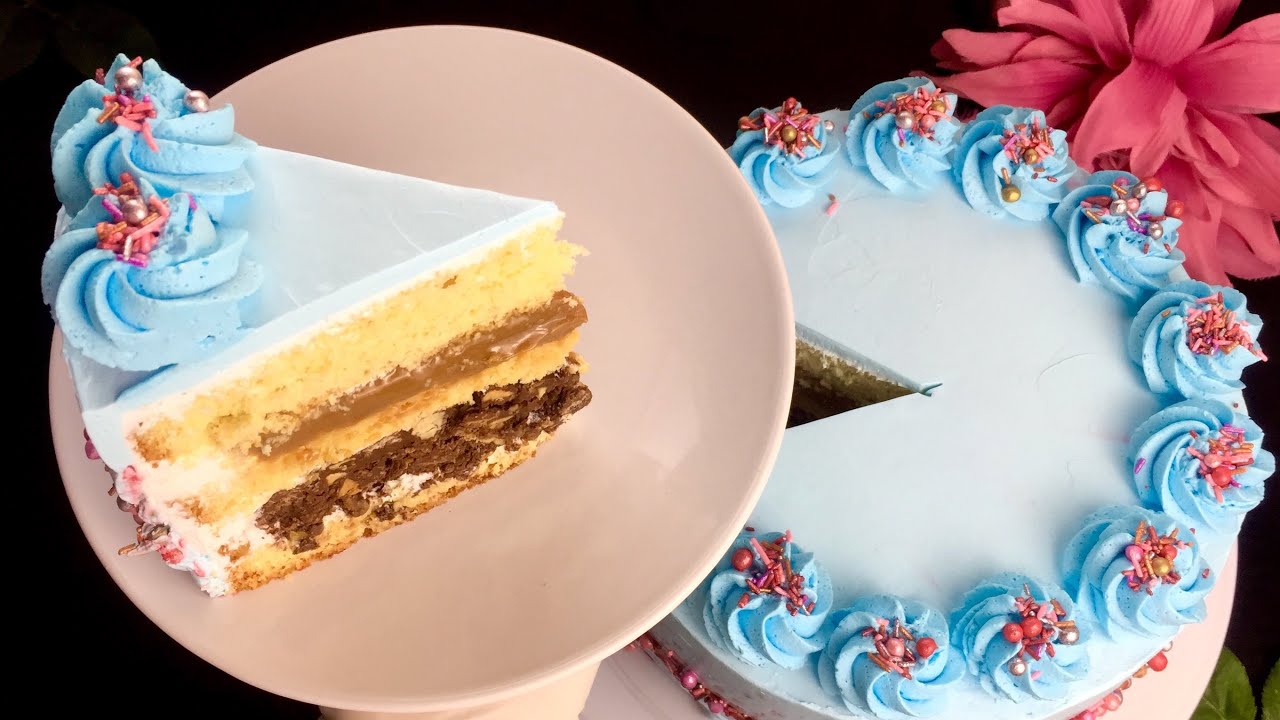 242 _ كيكة عيد ميلاد / تورتة بطريقة احترافية بسيطة مع حشوة مقرمشة  😋 #وصفات_هنو_henno_recipes