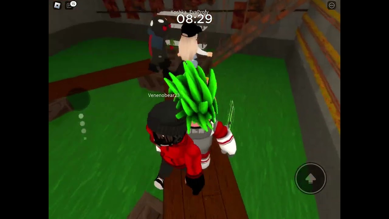 Piggy Book 2 But 100 Players: Playing As The Astronaut DJ Skin (Roblox)