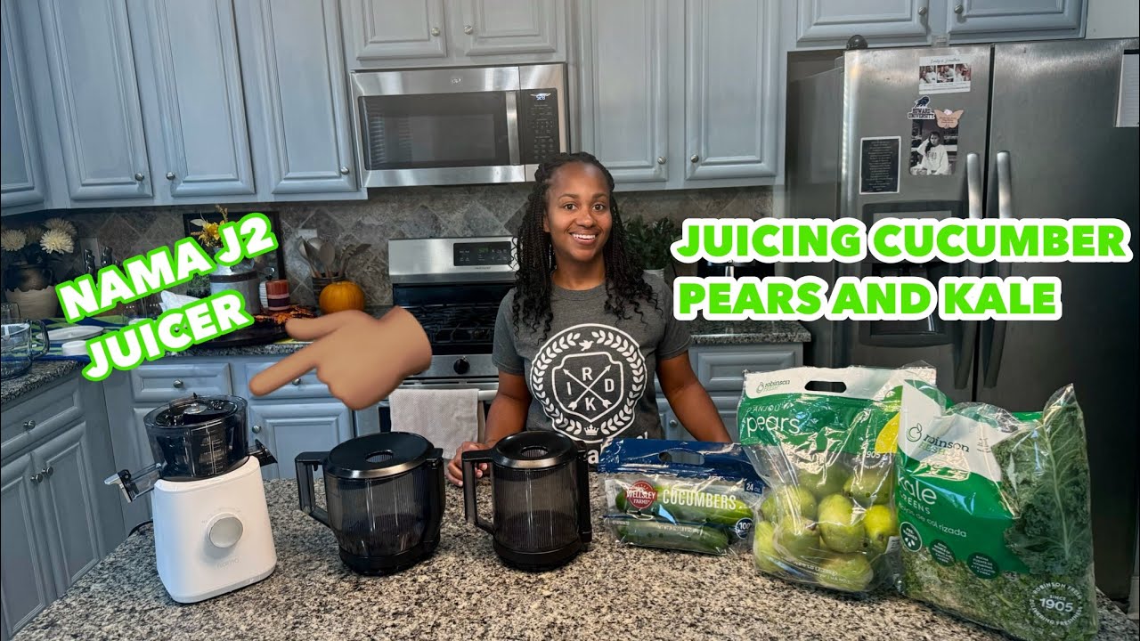 First time using my large hopper with my Nama J2 cold press juicer! Juicing cucumber, pears and kale