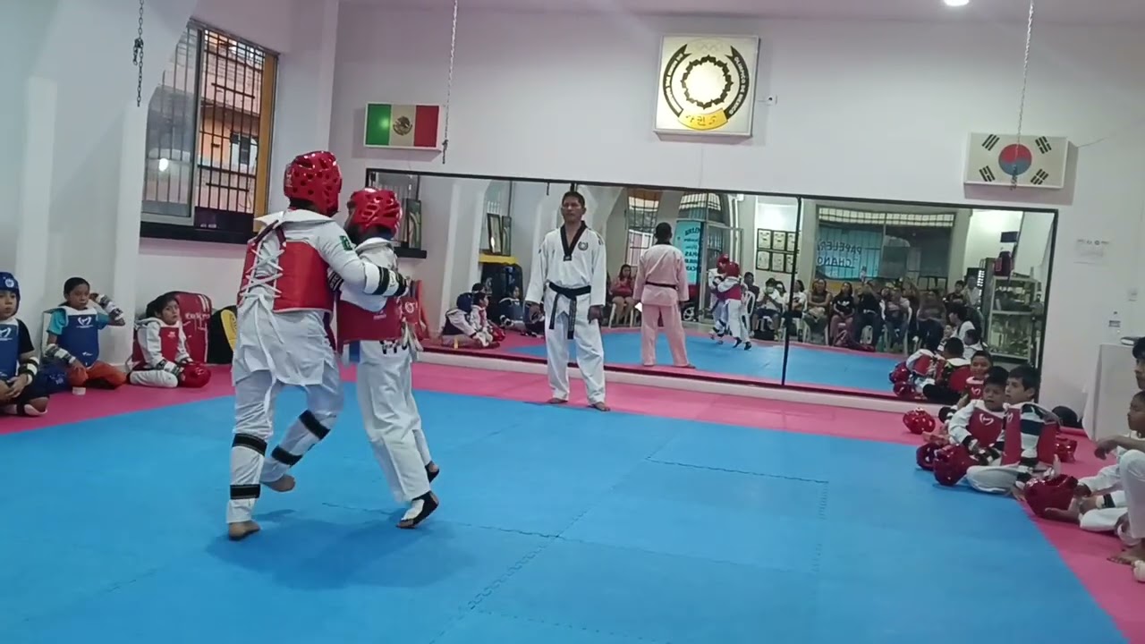 Combate completo del cinta roja contra mi 🥋🥋