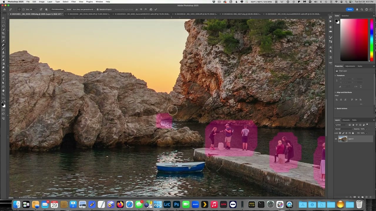 Photoshop 26 - What's New (Find Distractions & Remove Tool)