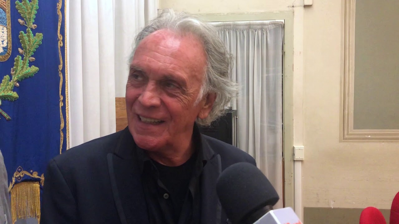 Notte Bianca, Riccardo Fogli, dall'Isola al palcoscenico di Pontedera