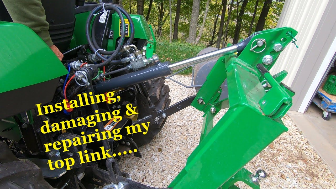 John Deere 2038r — Установка задней верхней тяги / 120