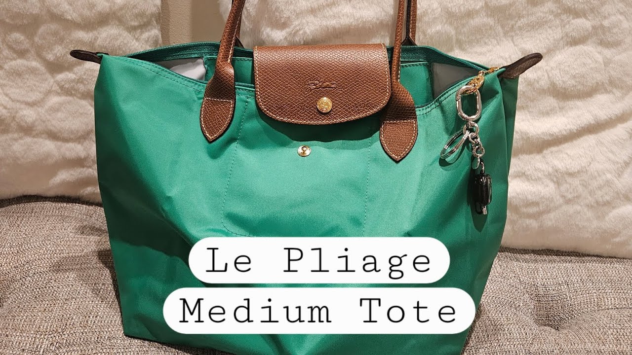 What's in my bag? | Le Pliage Medium Tote | Green 💚