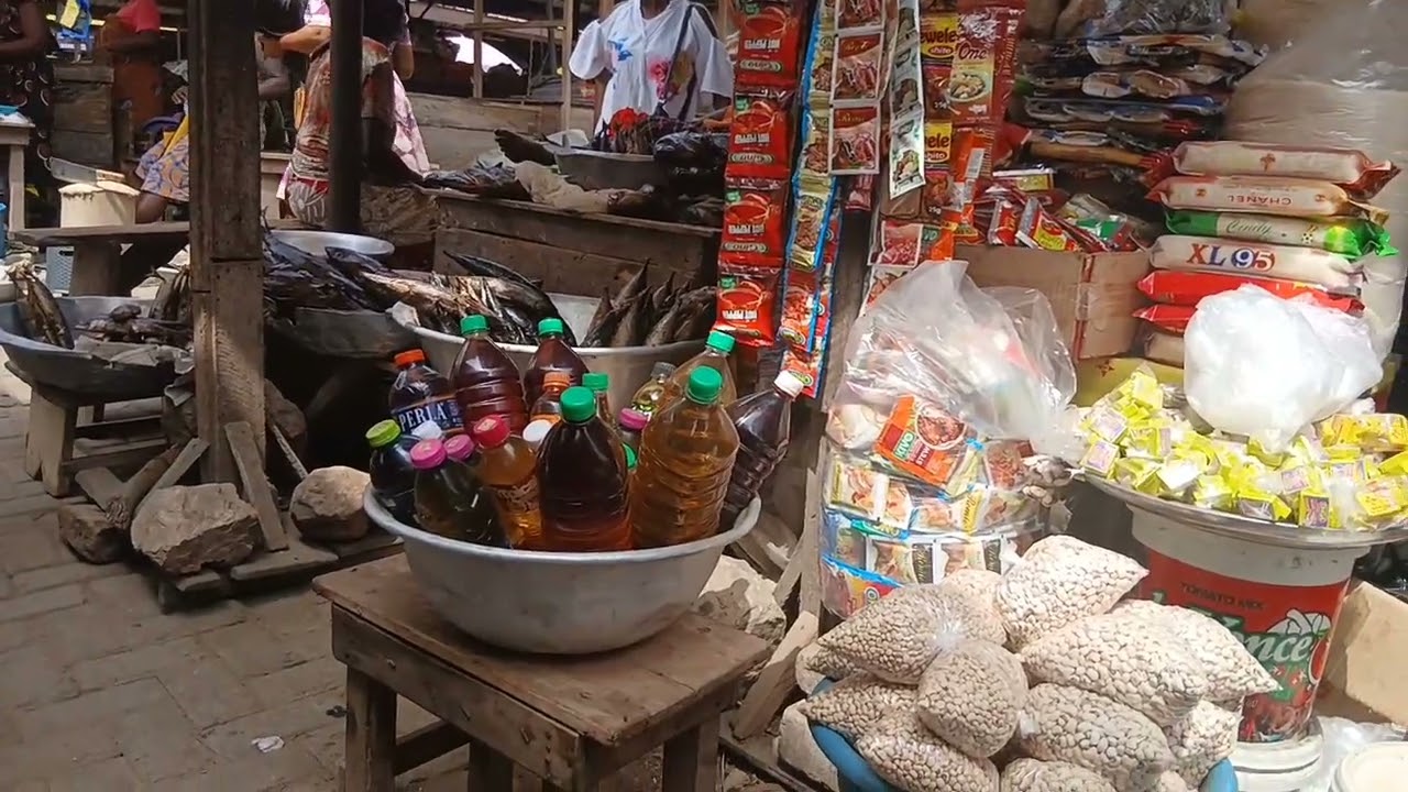 ANOTHER SHOPPING DAY AT MALAM MARKET IN GHANA 