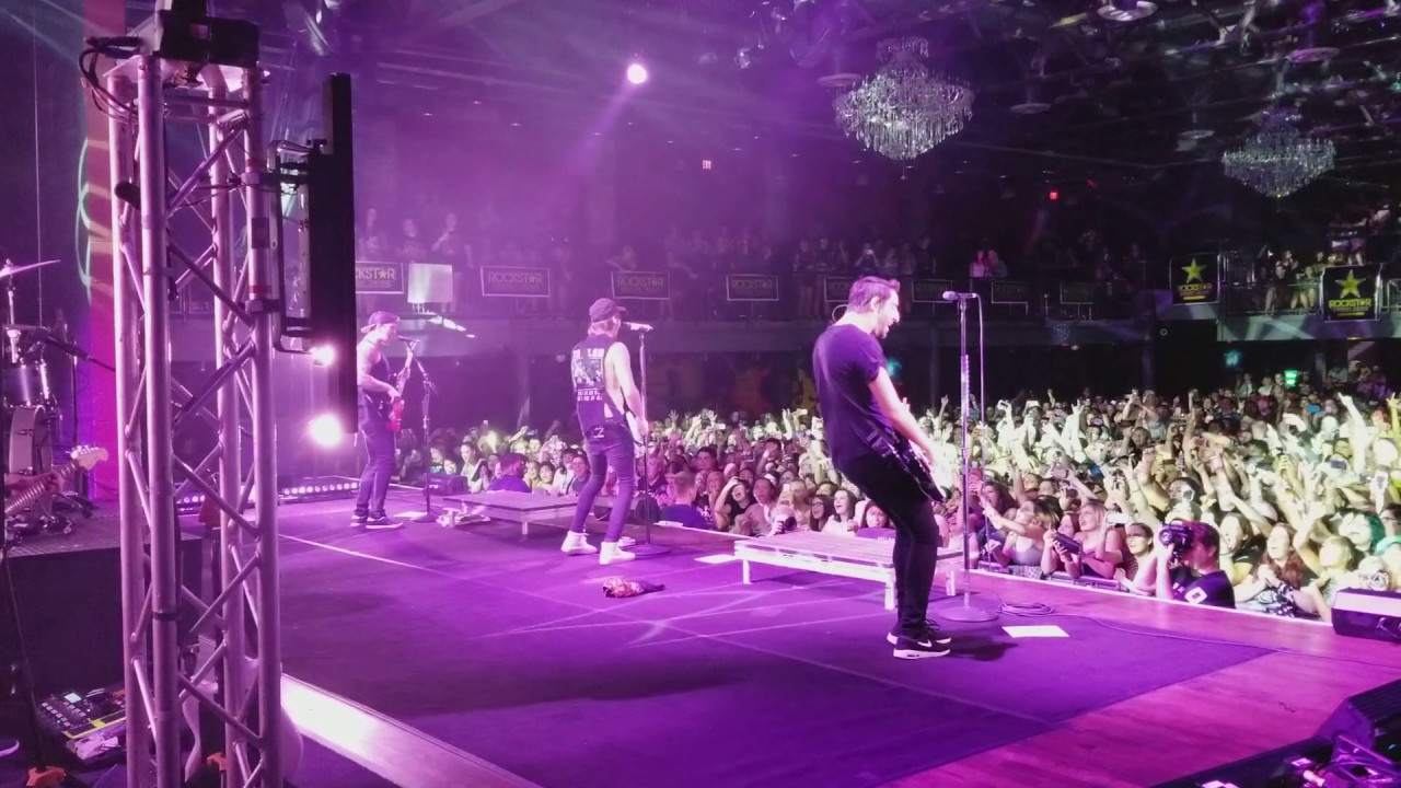 Last Young Renegade by All Time Low