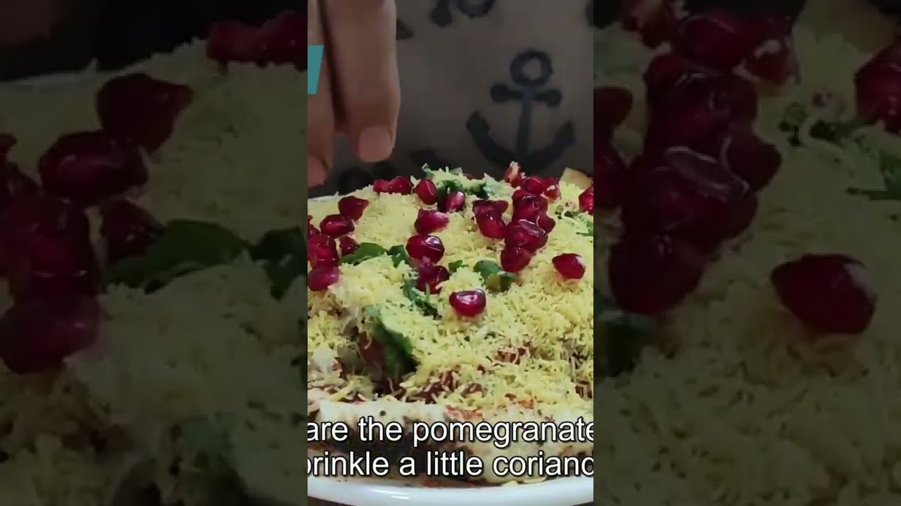 BEST CHAAT EVER!! Khichiya Papad Chaat - New Street Food - recipe #Streetfood #shorts #shortvideo