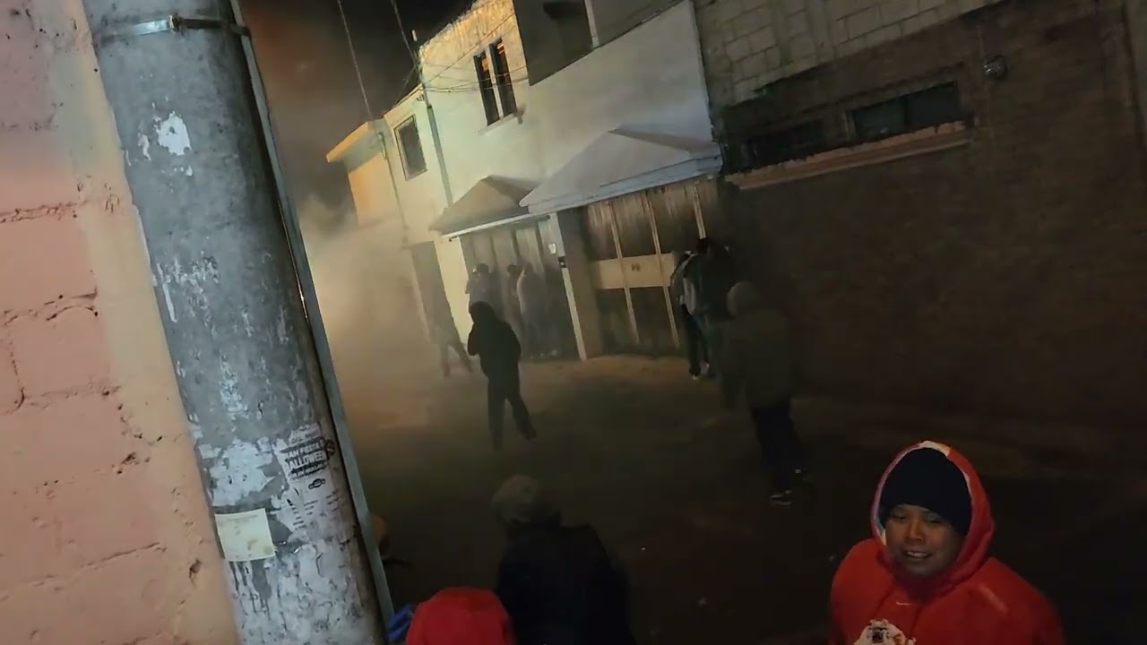 Solemne cortejo procesional de la venerada imagen del Cristo Negro, colonia Santa Rosita, zona 16,