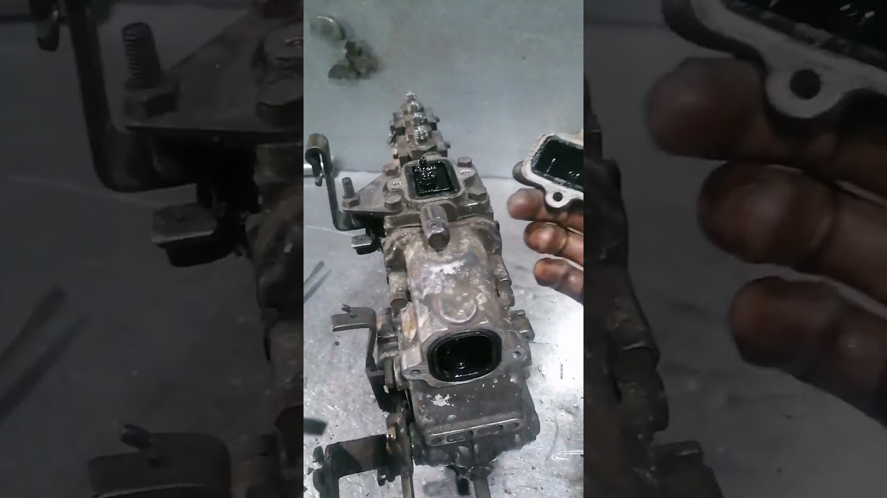 mitsubishi canter 4d31 engine //32.33. 34.35 diesel pump in line //disassembly