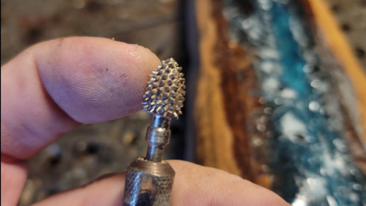 Dremel Carving Epoxy Resin. Trials & Errors Final