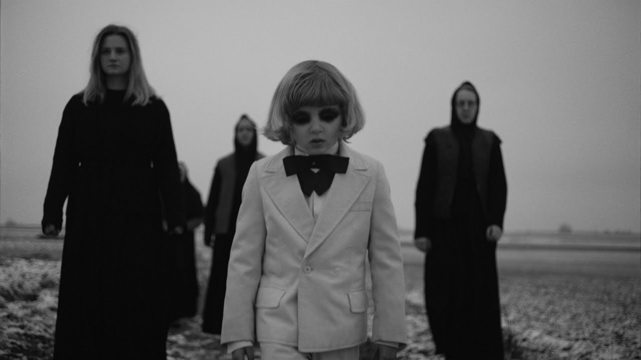 Kuba Kawalec – Zdechłam feat. Ana Andrzejewska (Official Video)
