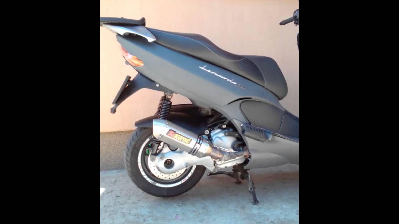 Aprilia Leonardo 300 fake akrapovic exhaust