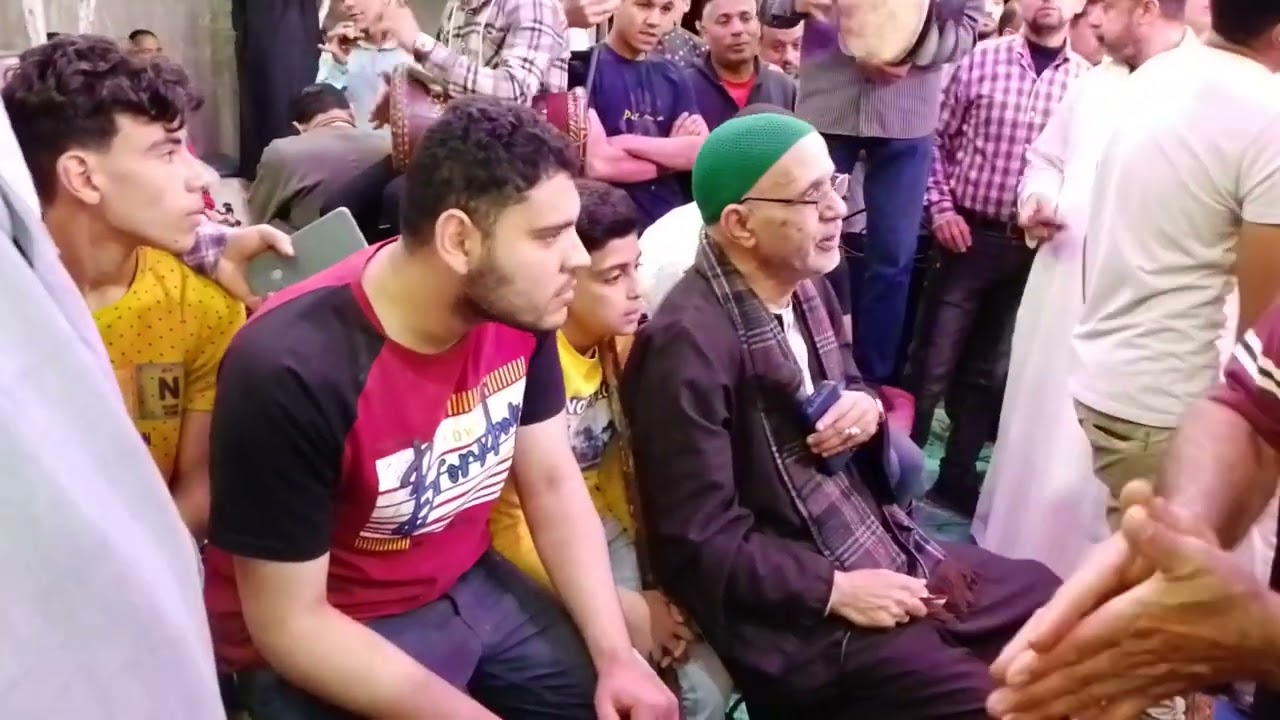 من احسن ما قال الشيخ محمد الشرنوبي وولدي ابني وحناني ولدي في بساط كريم الدين