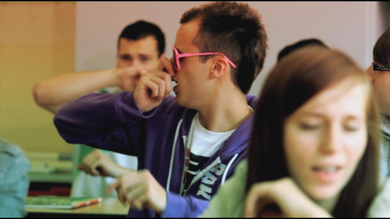 Raket one - Schule (Official uncut Version)