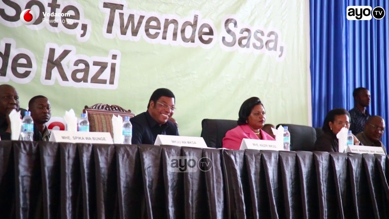 Steve Nyerere alivyoigiza sauti ya Mwl. Nyerere mbele ya Waziri mkuu