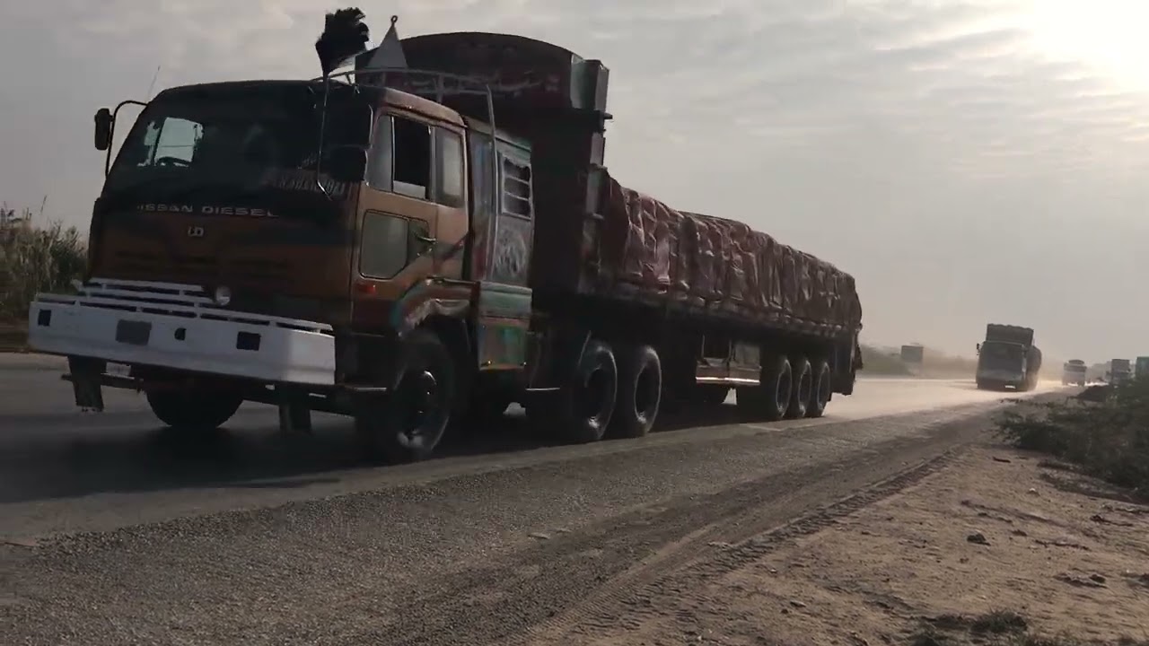 Beautiful Pakistani truck trailer container dumpers full loaded northernbypass Karachi #trending 