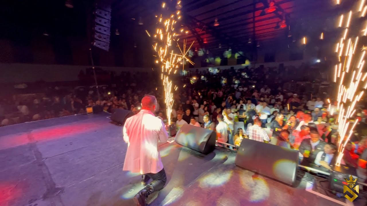 JOSH MEDINA EL CHAMO DE LAS MIL VOCES CONCIERTO EN MERIDA 2022