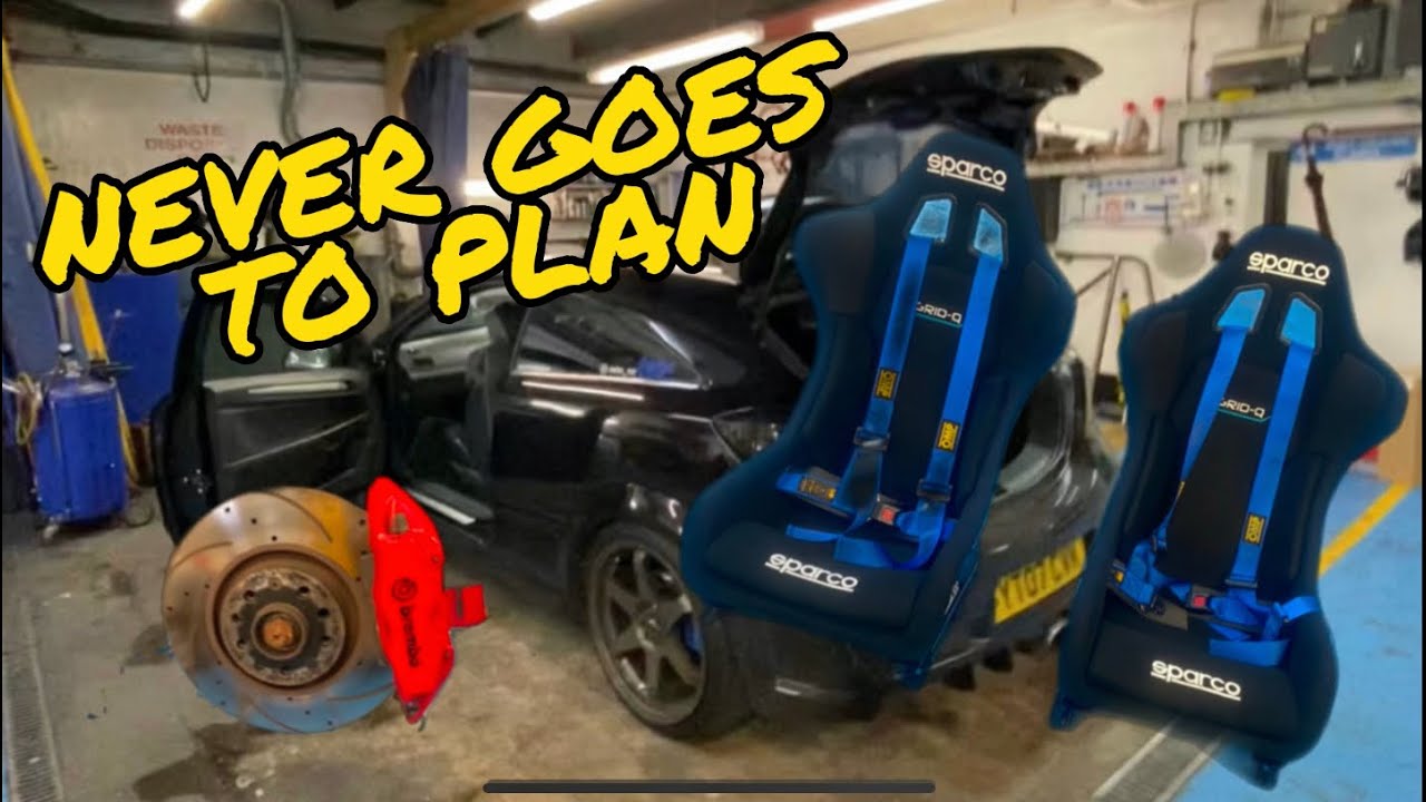 Vauxhall Astra VXR fitting Sparco seats & brembo brakes