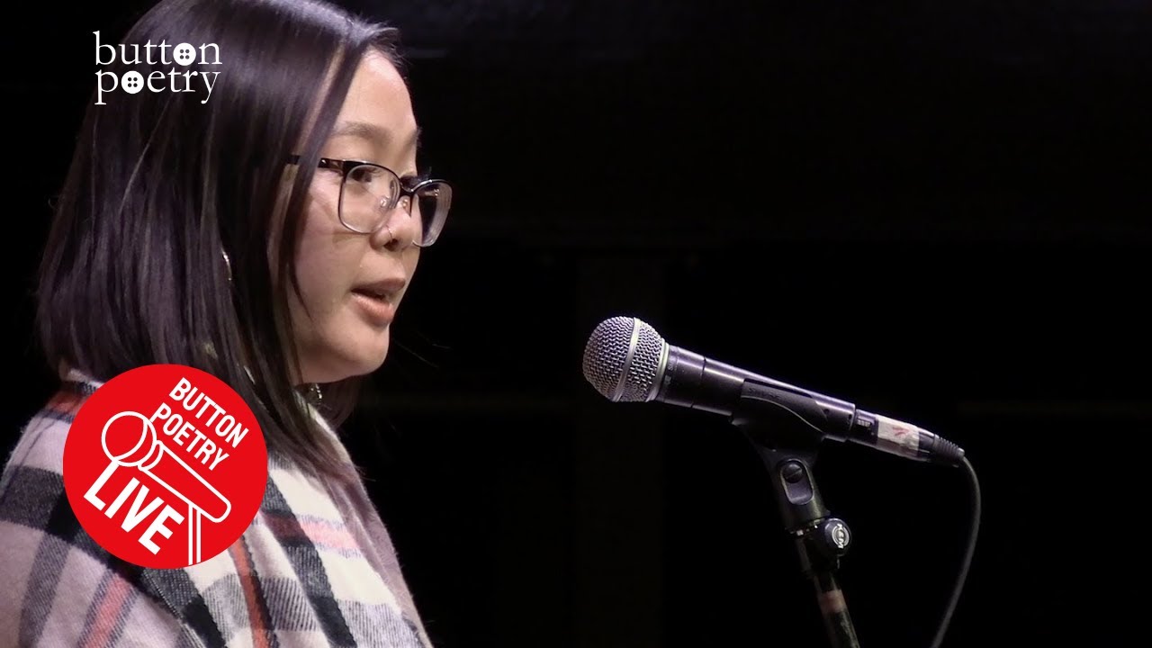 Diana Nguyen - My Vietnamese Dad vs. Siri