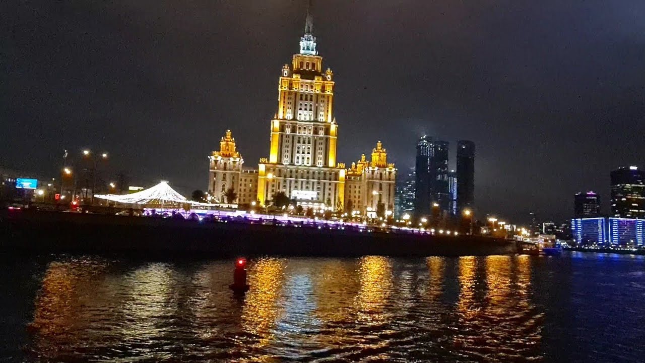 Moscow River Tour جولة في نهر موسكو