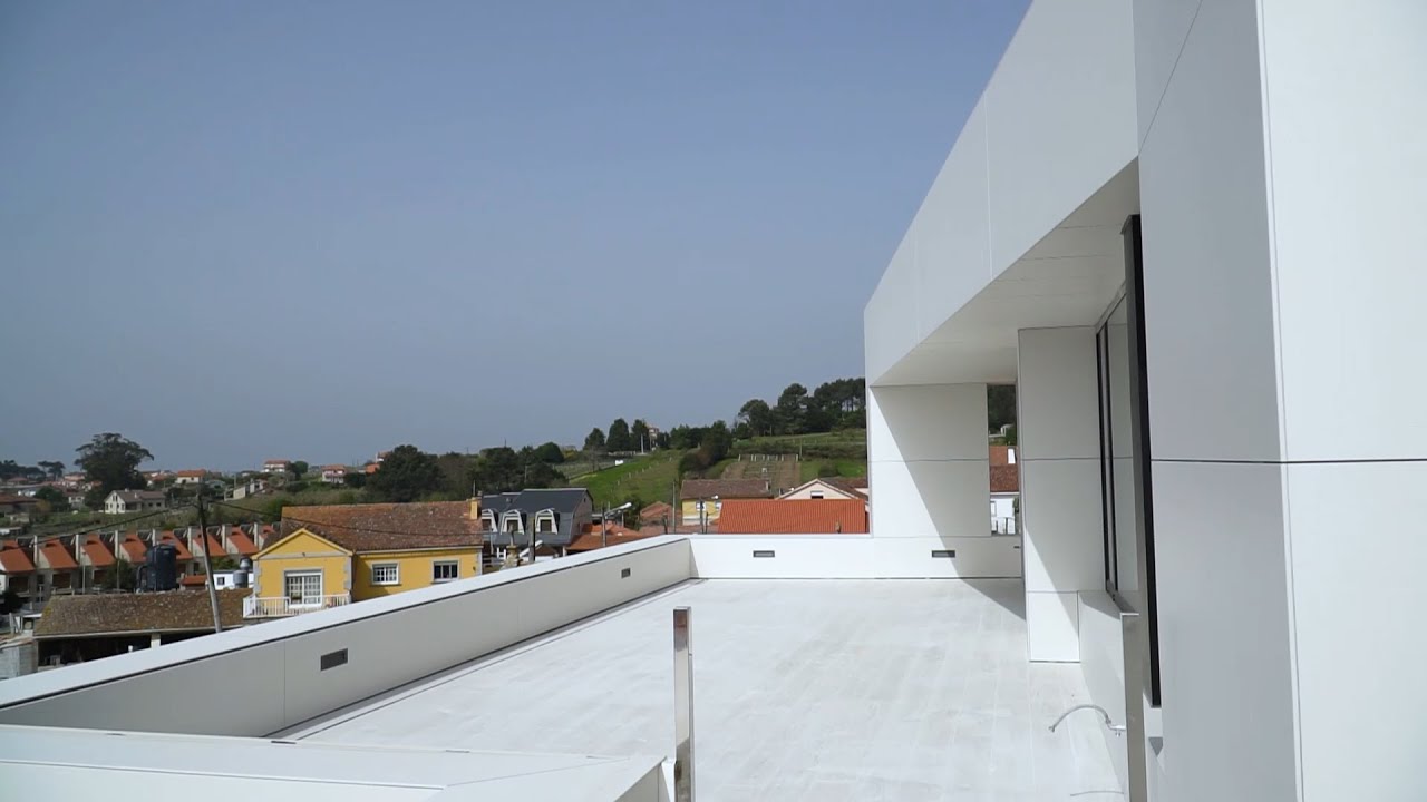 Fachada Ventilada Unifamiliar Gran Formato Sanxenxo | A Pie de Obra