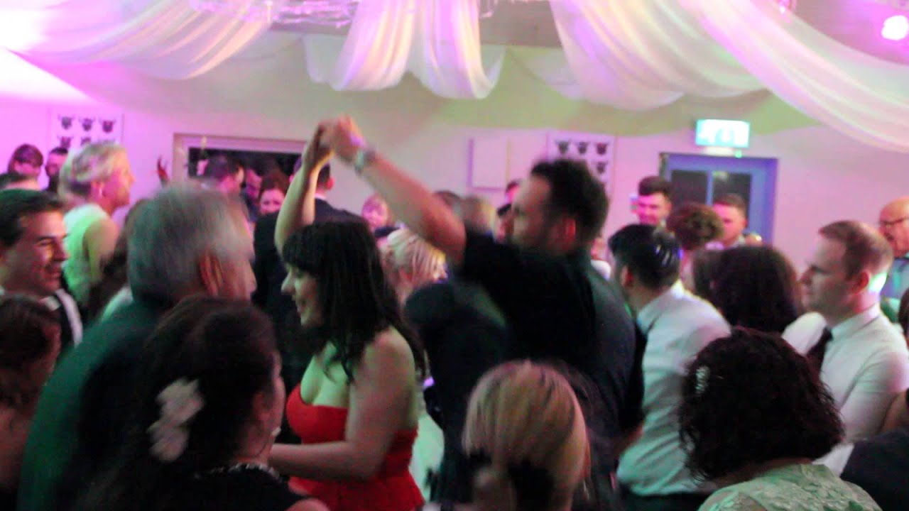 'Loch Lomond' Last dance at Richard and Stephanie Duncan's wedding