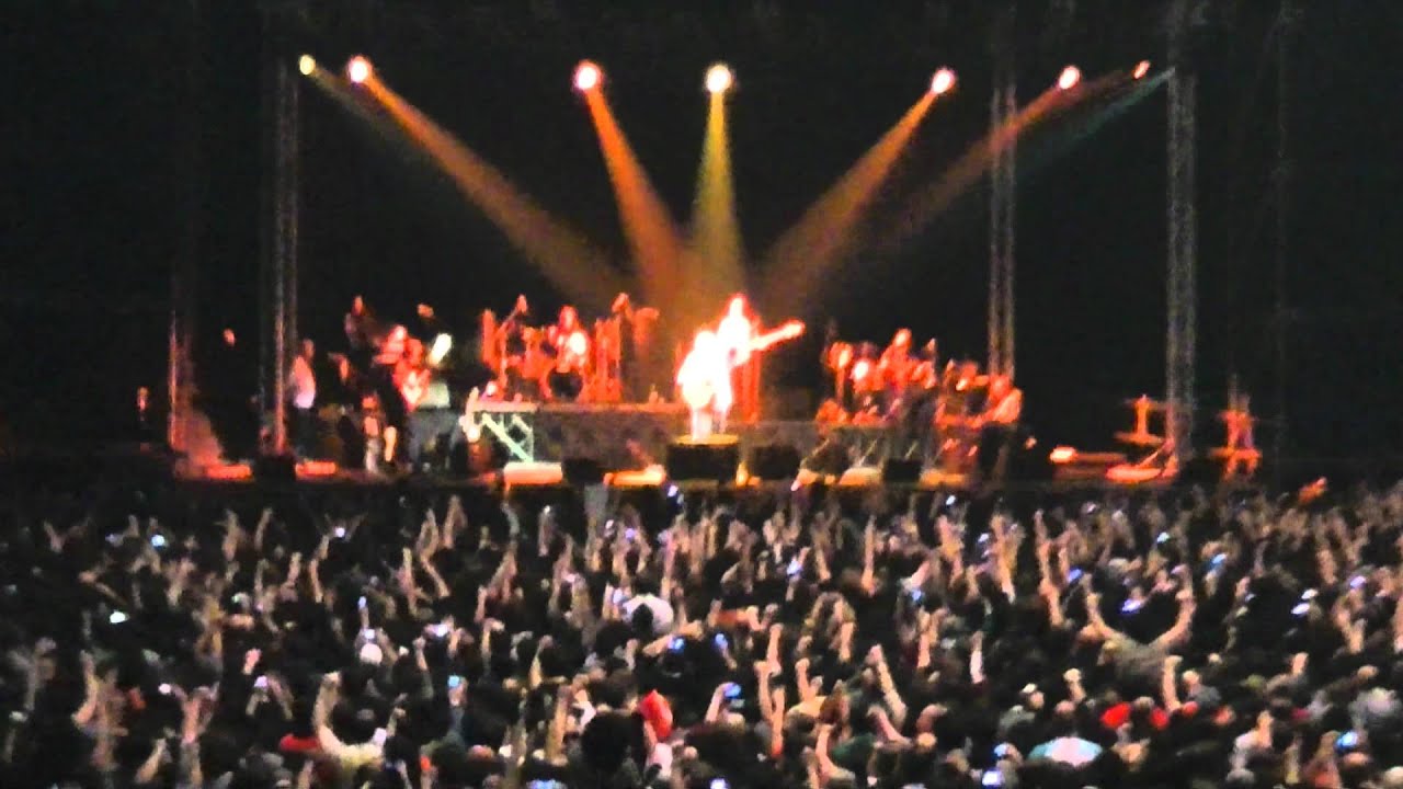 La locomotiva - Francesco Guccini live @ Bologna 03.12.2011