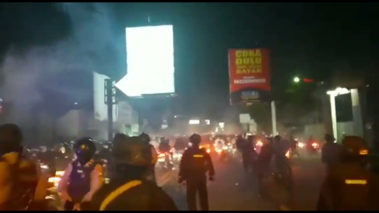 #marcoout #dejanout #BCS #PSSLEMAN #ultras DETIK DETIK BCS chaos dengan aparat di SOLO