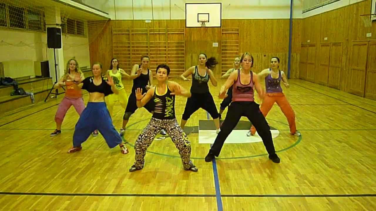 Limbo - Daddy Yankee-  Zumba fitness- Petra Tojmarová