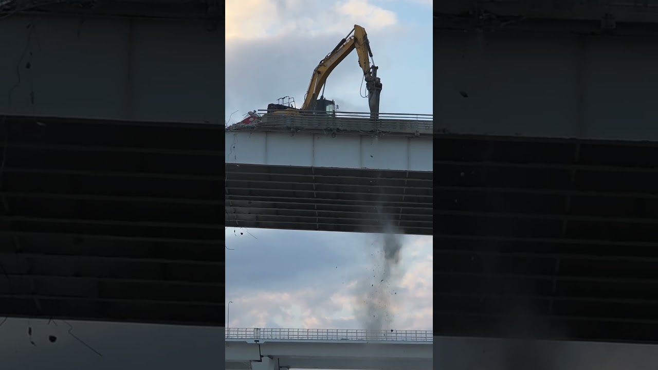 Demolishing the old Corpus Christi Bridge