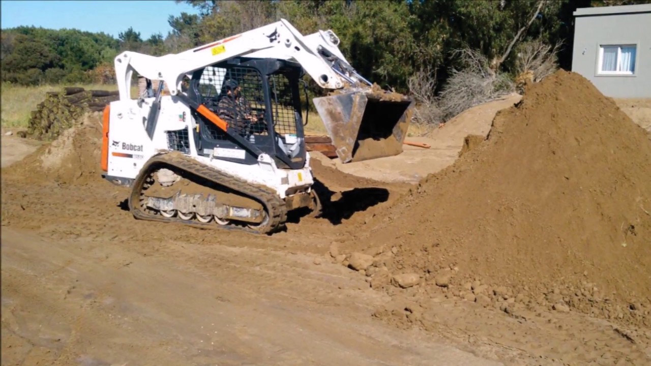 Bobcat sobre Oruga