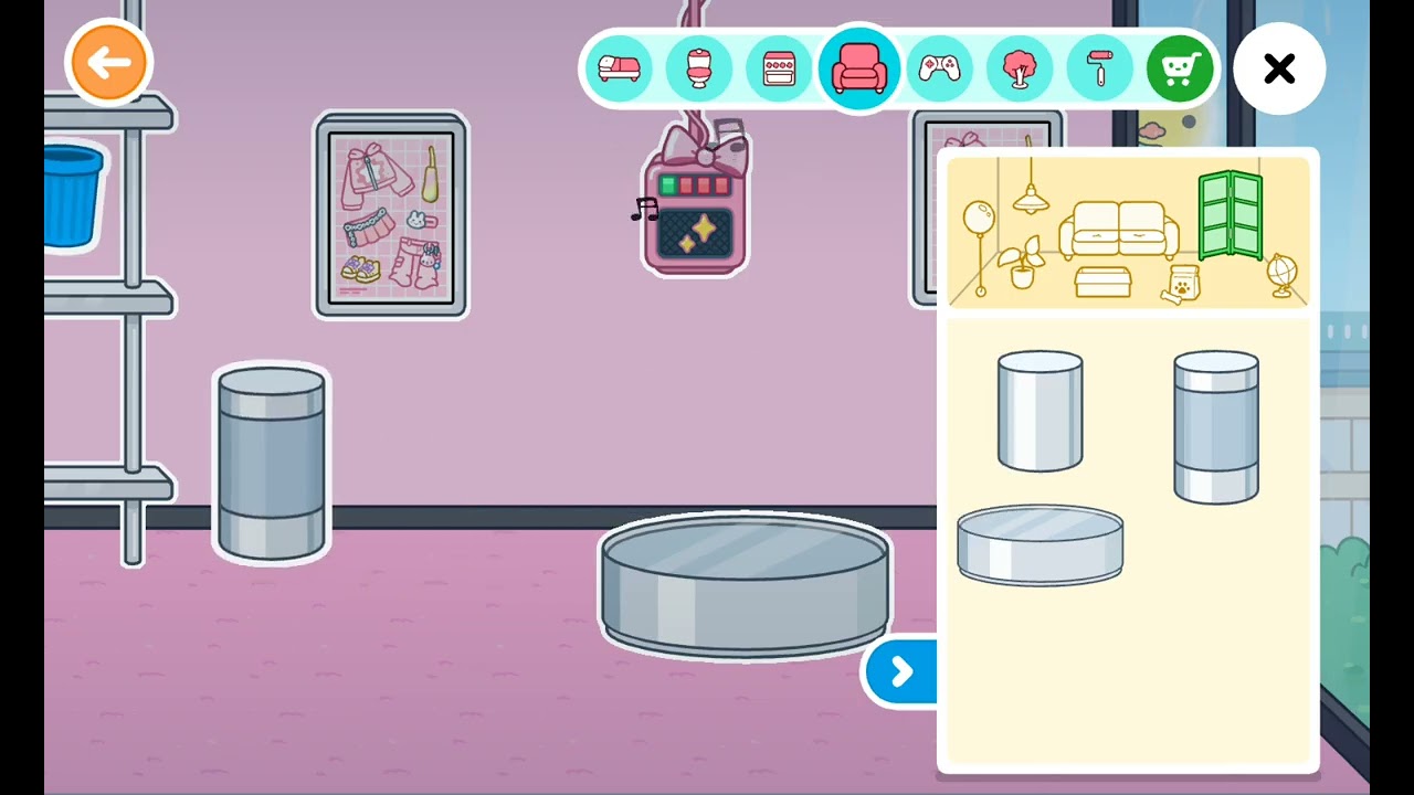 Decorating a mall in Toca Boca
