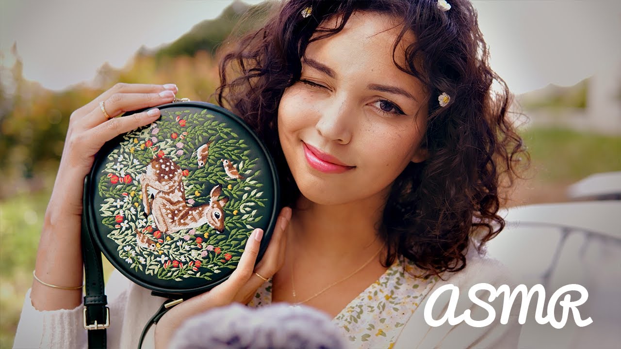 ASMR Outdoor | What's in my bag ?